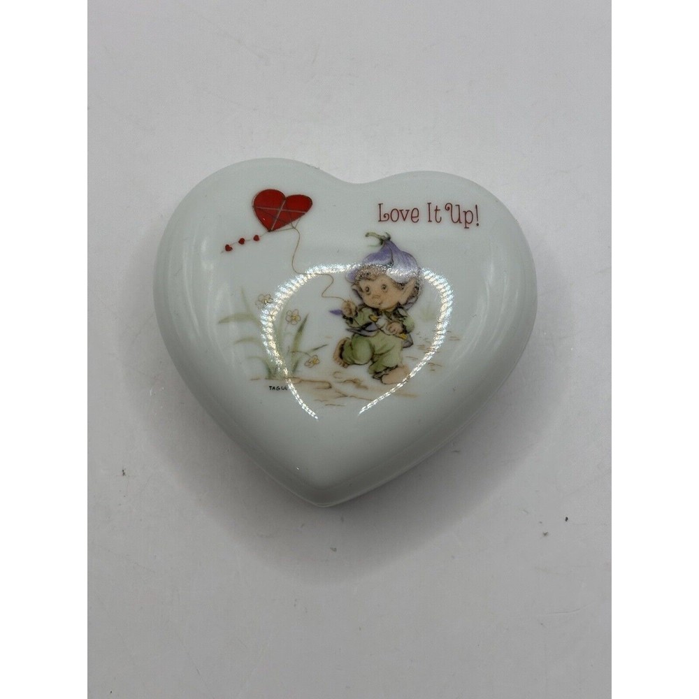 Heart shaped trinket box Lovelets 1983 hallmark "Love it up!"  vintage